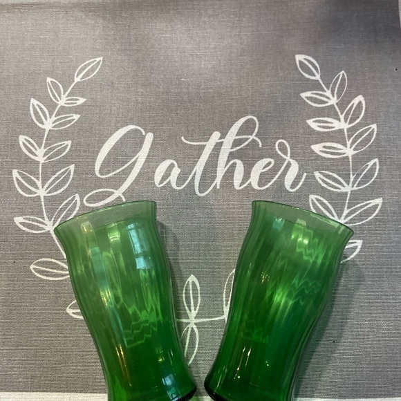 VINTAGE Bristol Green Mini Juice/ Shot Glasses - Picture 3 of 7